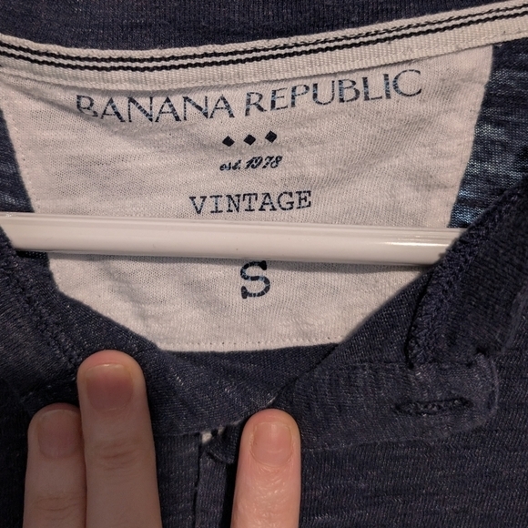 Men's Small Banana Republic Shirt - Picture 4 of 4